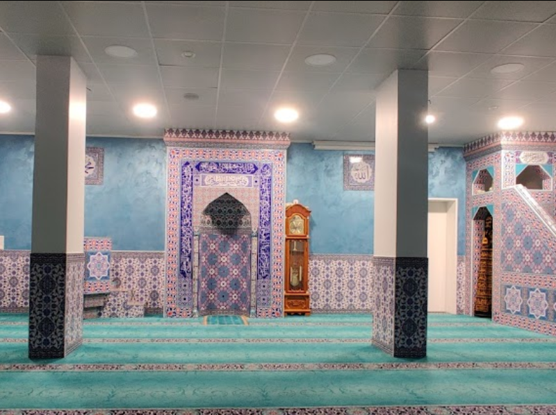 مسجد الفرقان - المركز الاسلامي الألباني